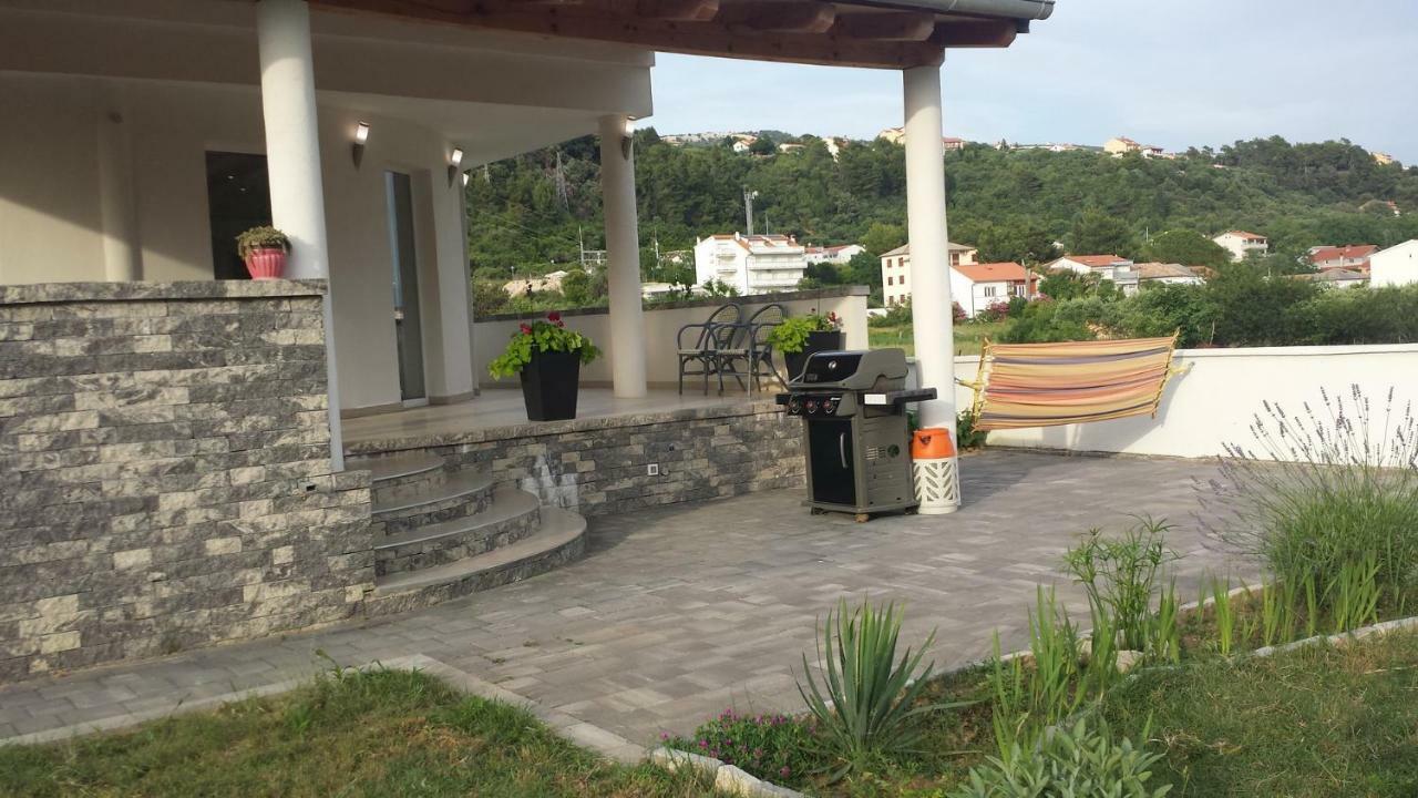 Nina Villa Rab Town Exterior photo